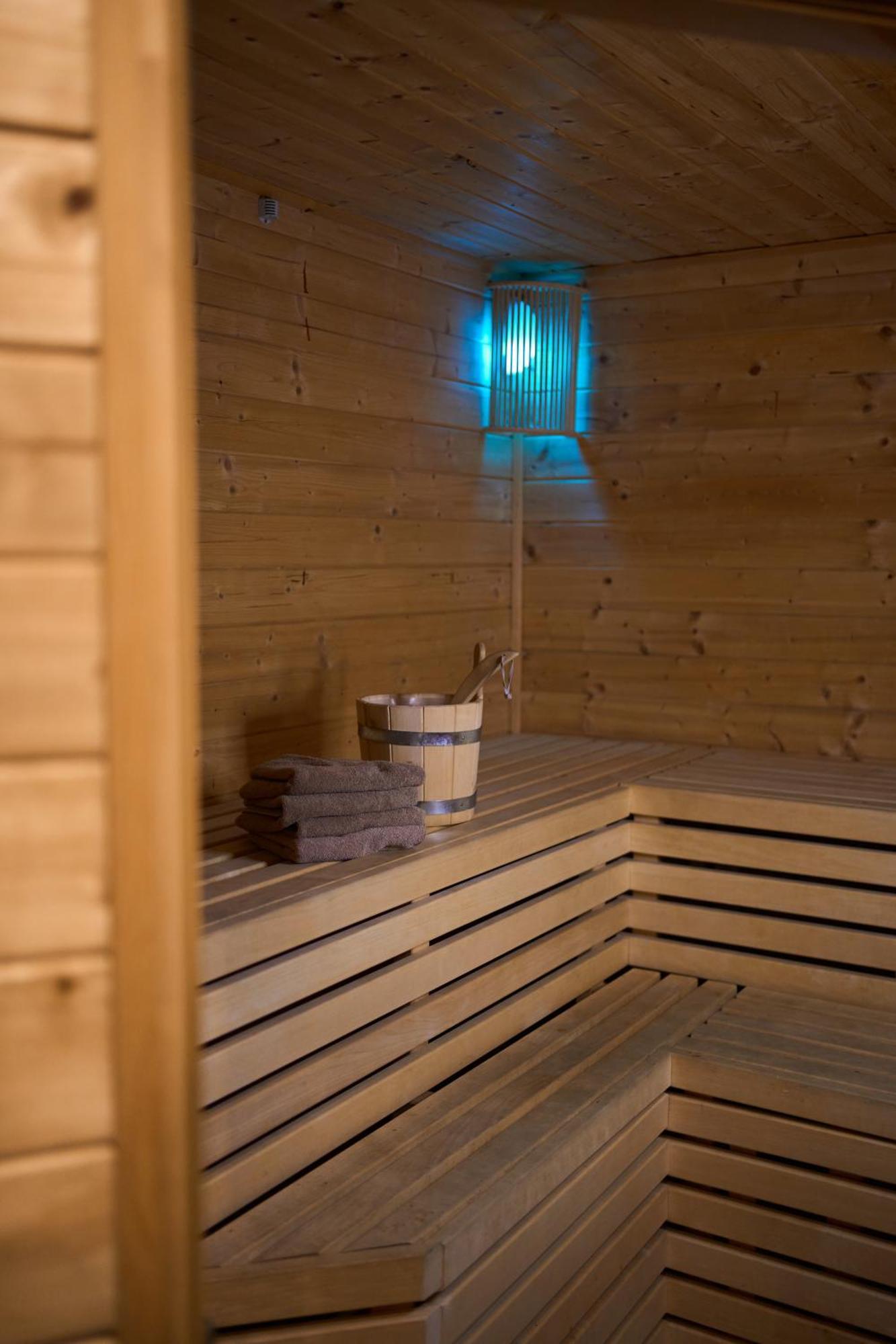 Galina'S Sauna-Spa! Μπάντεν-Μπάντεν Εξωτερικό φωτογραφία